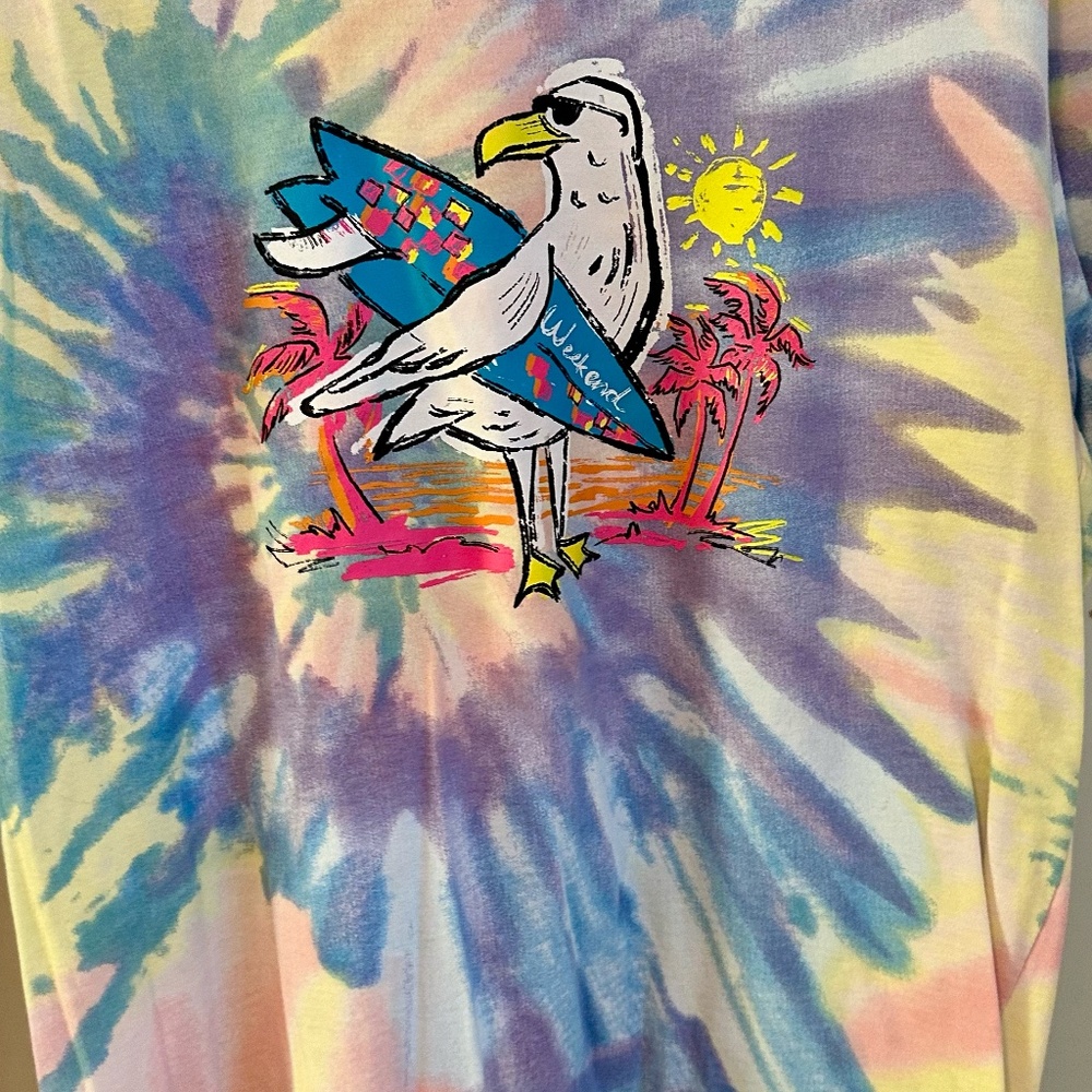 🌴 Chubbies Men’s Graphic Tee – Casual Comfort 🌴